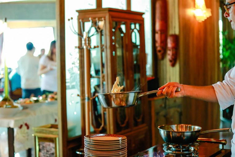 Palm Sunday Lunch Buffet at Bay Lodge